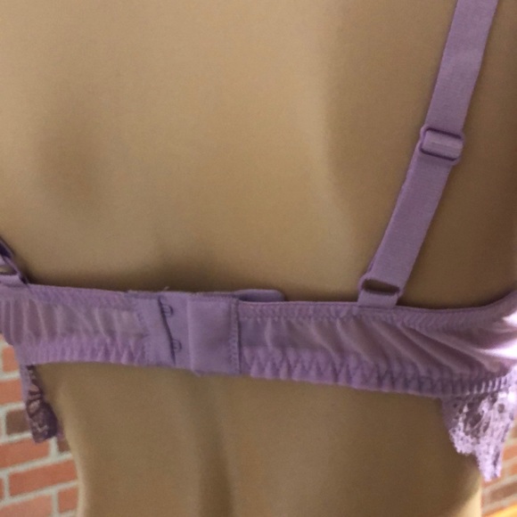 Ladies bra - Picture 2 of 3